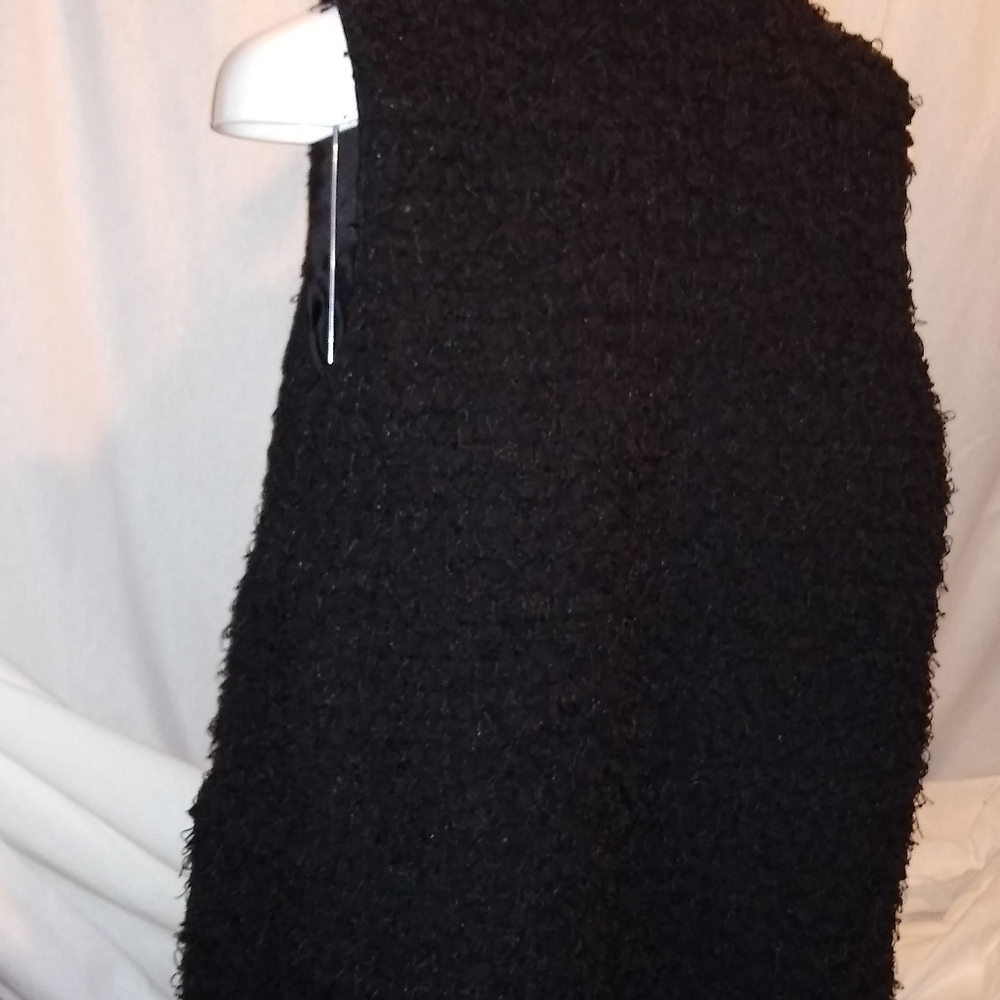 Vest - Picture 2 of 4